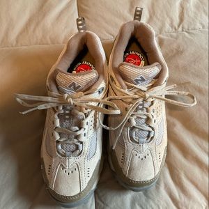 New balance hiking shoes